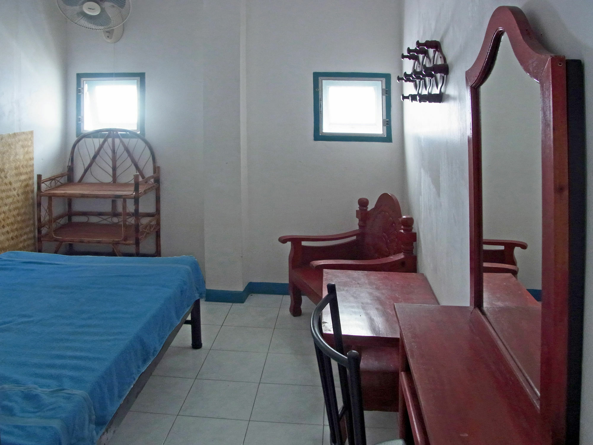 Niku Guesthouse Patong Exterior photo