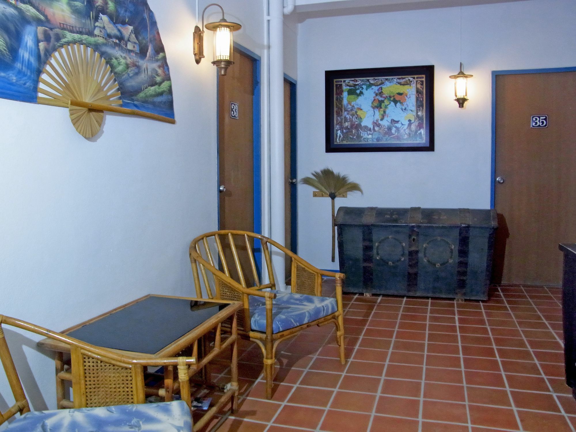 Niku Guesthouse Patong Exterior photo